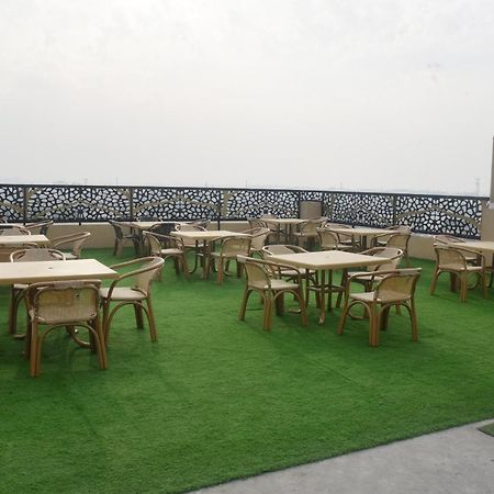 The Rich Hotel & Apartments لاهور المظهر الخارجي الصورة