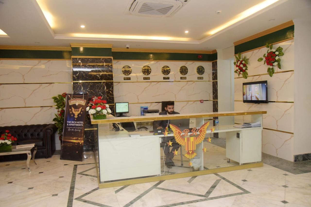 The Rich Hotel & Apartments لاهور المظهر الخارجي الصورة