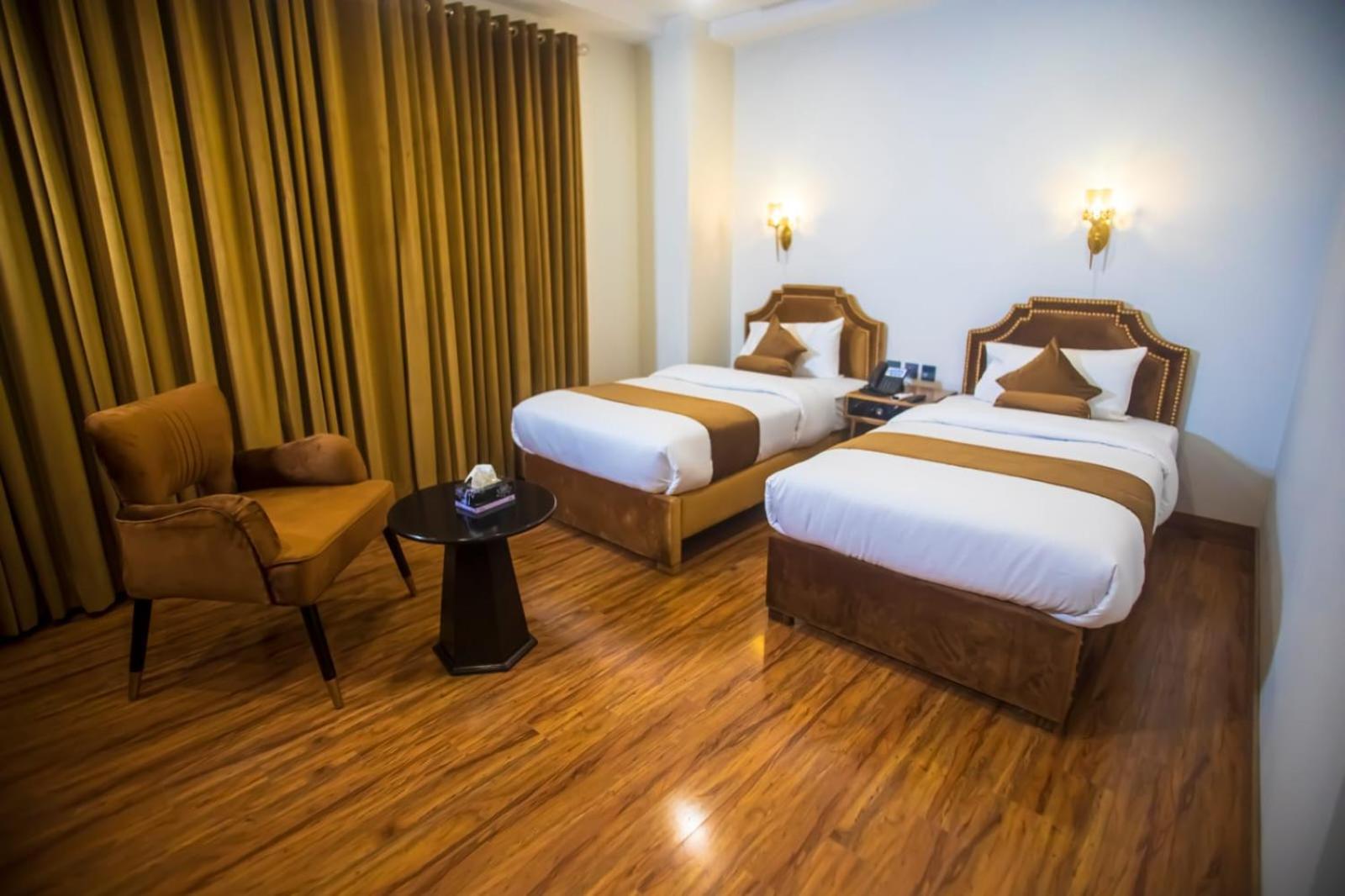 The Rich Hotel & Apartments لاهور المظهر الخارجي الصورة